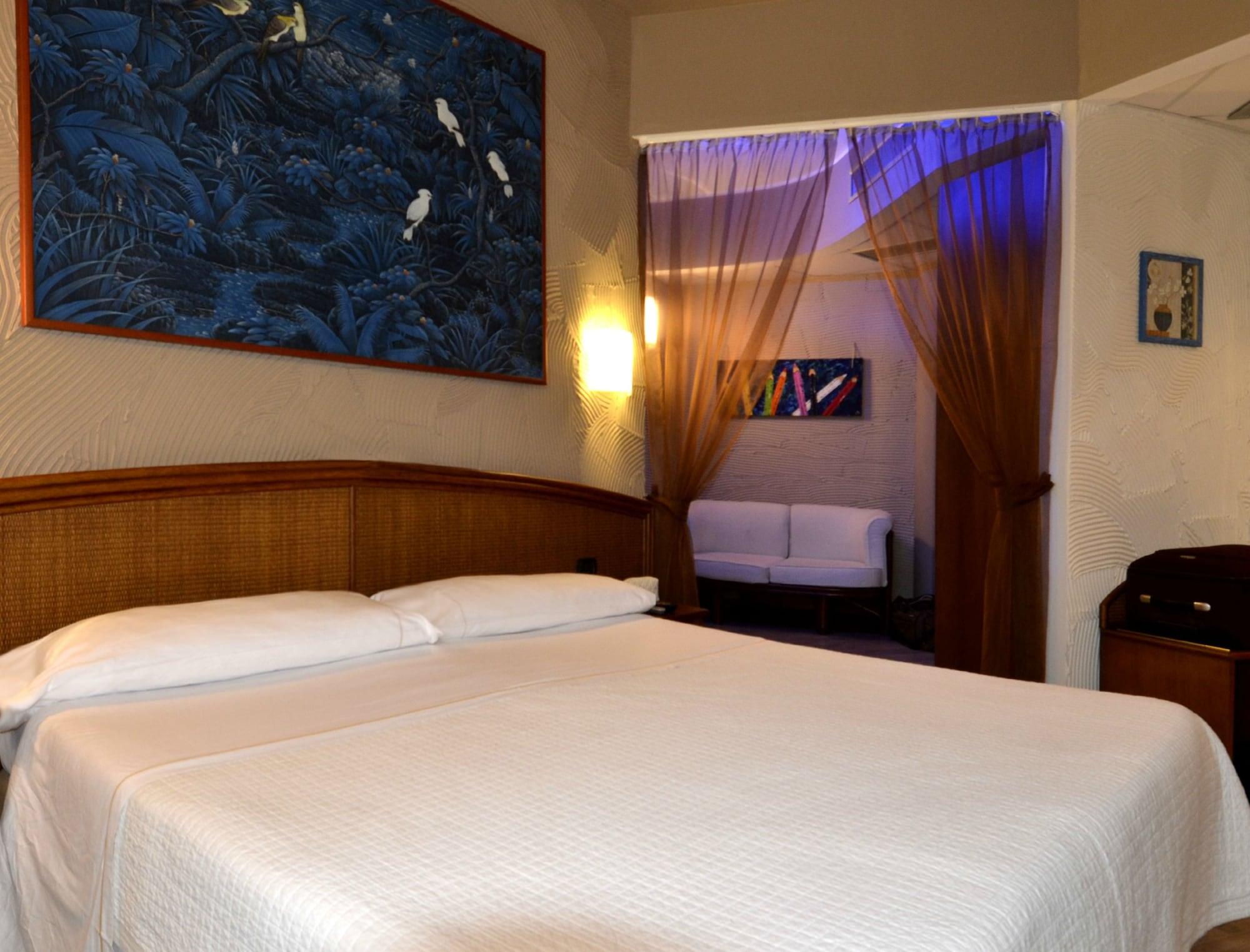 Welcome Hotel Legnano Bagian luar foto