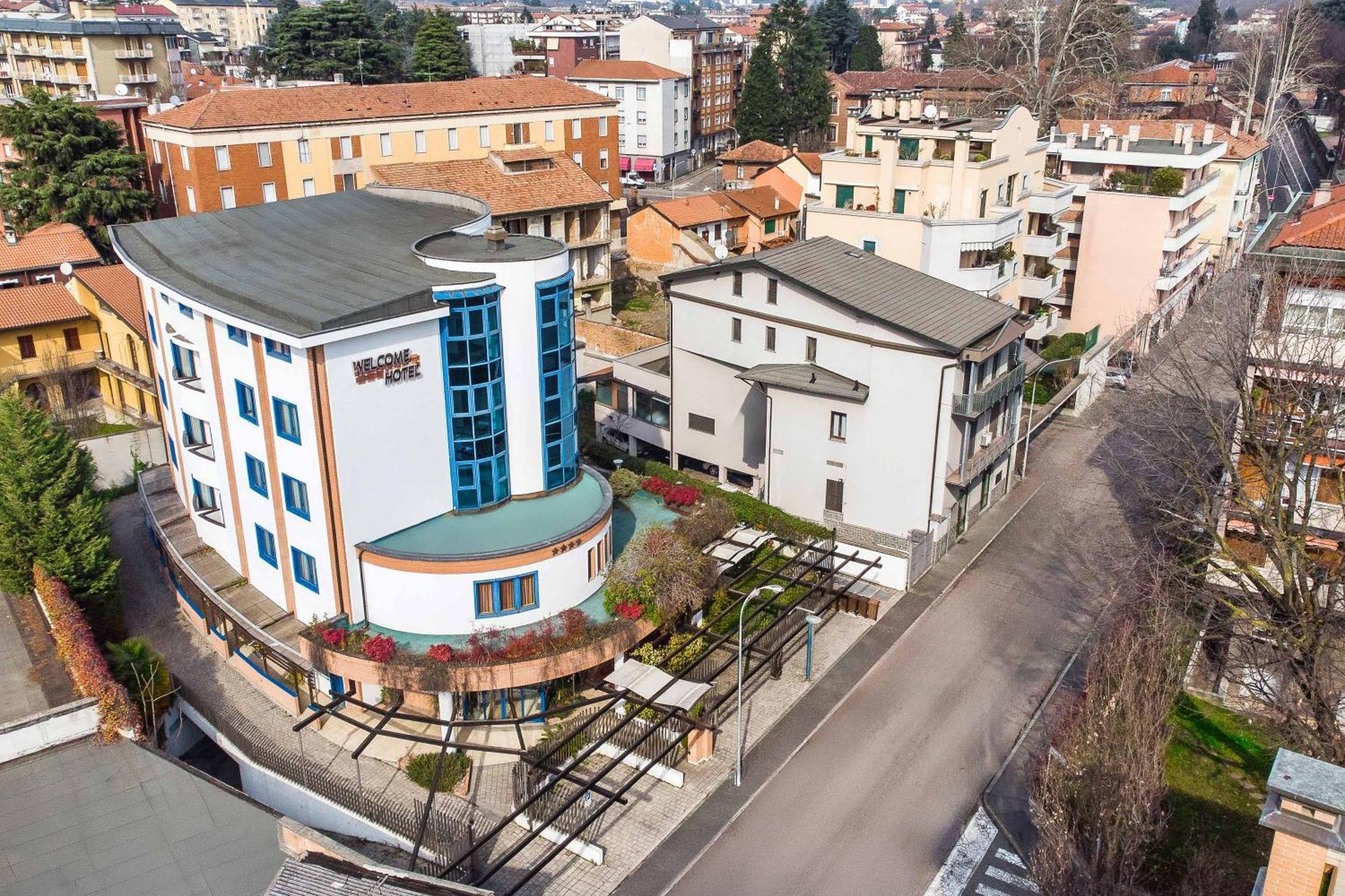 Welcome Hotel Legnano Bagian luar foto