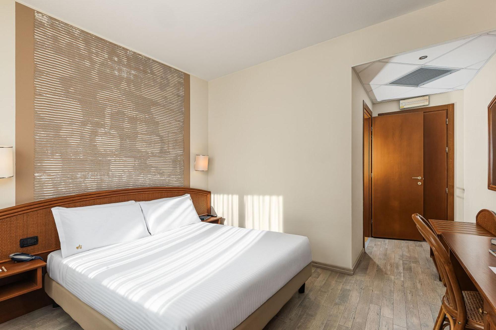 Welcome Hotel Legnano Ruang foto